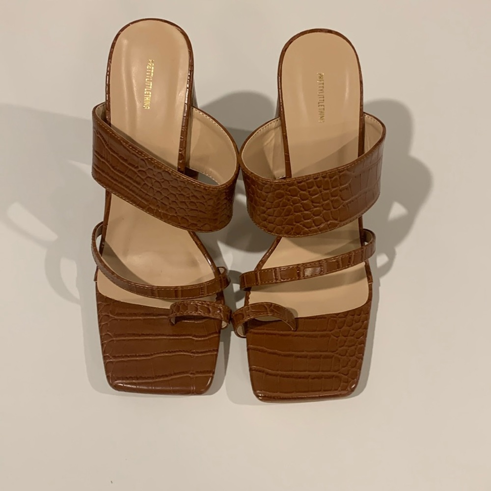 Tan Heels